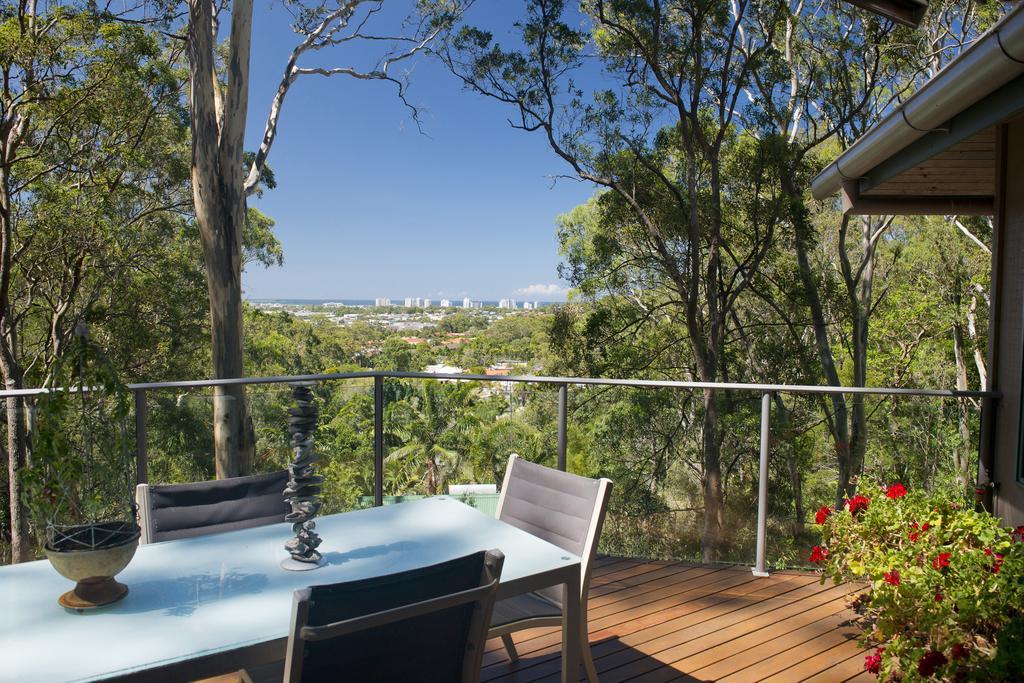 Arabella Guesthouse Alexandra Headland Exterior photo